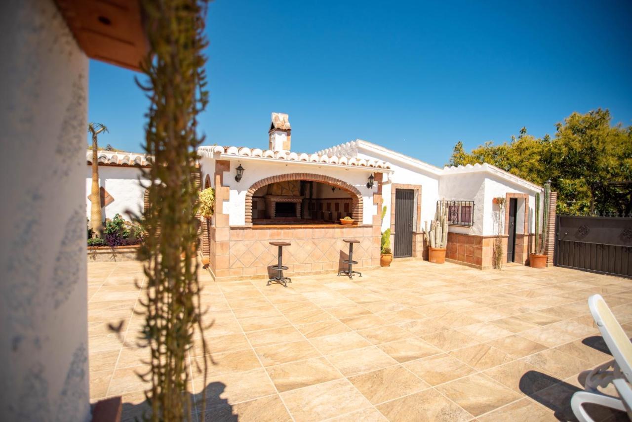 Casa Rural En Nerja Villa Ruisol By Centrall Alquileres Turisticos Eksteriør billede