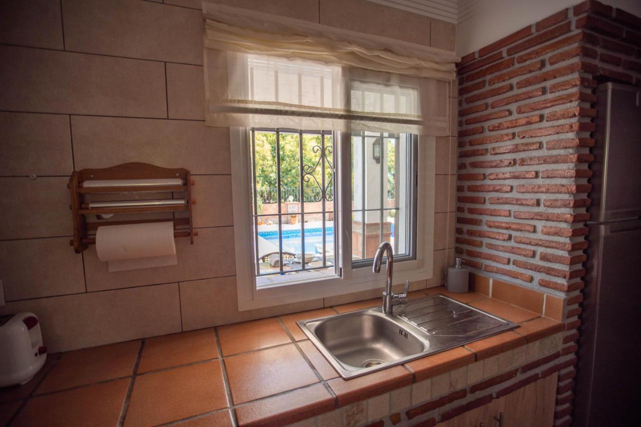 Casa Rural En Nerja Villa Ruisol By Centrall Alquileres Turisticos Eksteriør billede